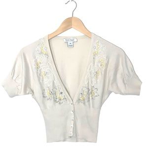 White House Black Market | Cropped cream button front cardigan blouse xs